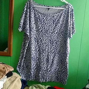 ❤5 for $25❤ Victoria Secrets blouse